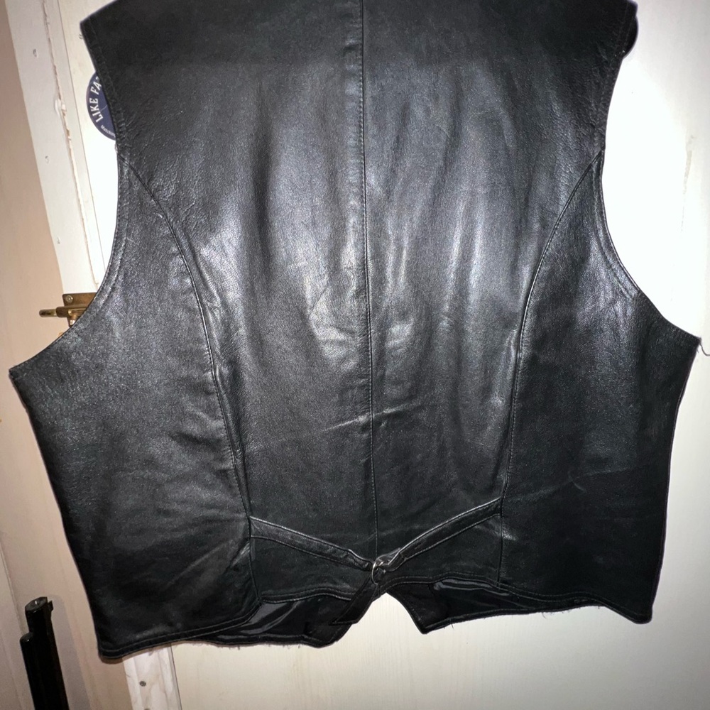 Wilsons Black Leather Vest - Picture 2 of 3